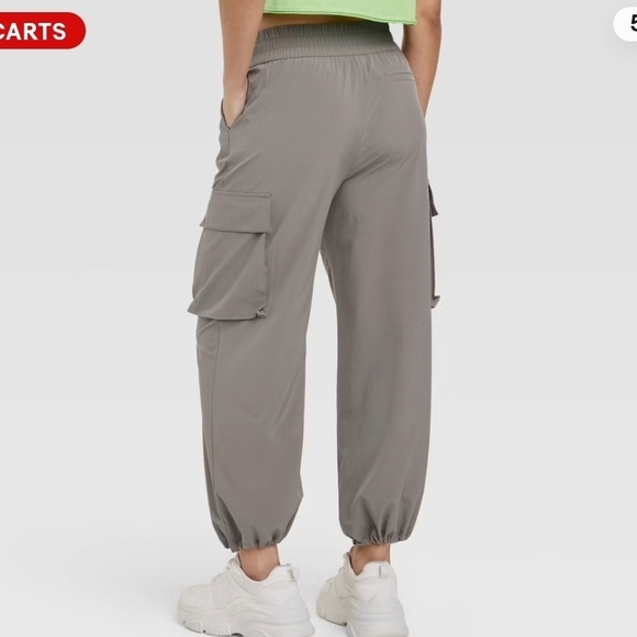 JoyLab Women's Cinch Hem Woven Cargo Pants High Rise Casual Fit - Picture 2 of 3